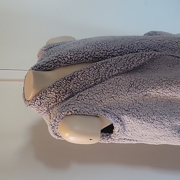 UGG KOOLABURRA Hooded Sherpa Vest Open Front Pockets Cozy Comfy Layering Winter - Picture 5 of 8